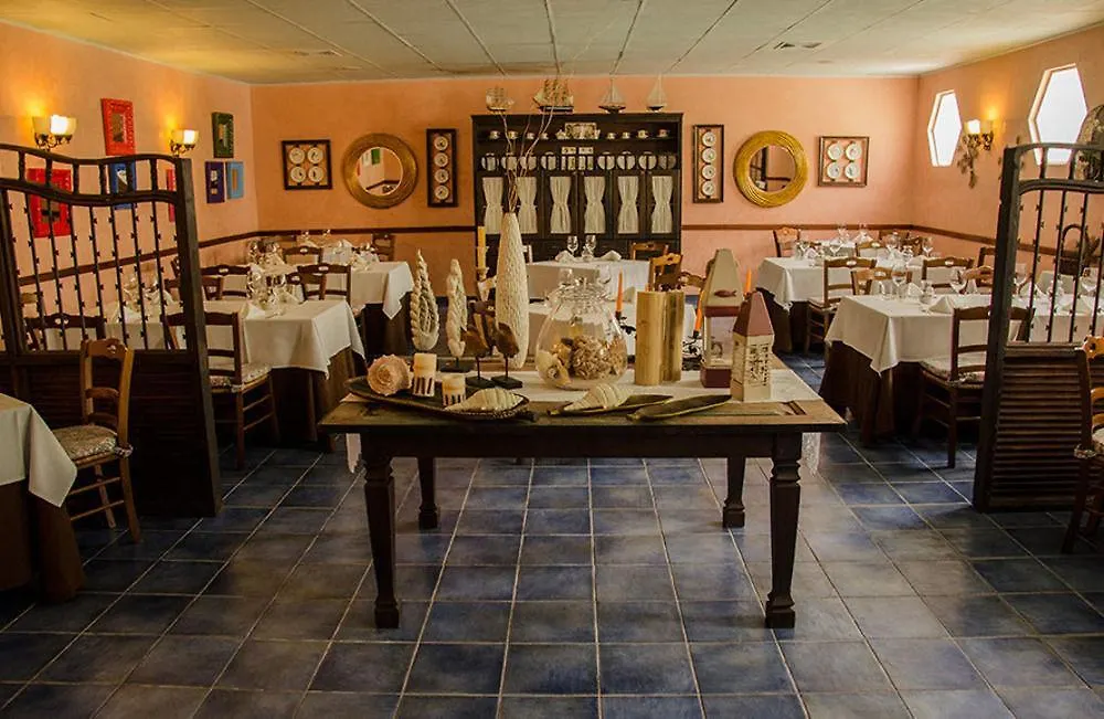 Hotel Capriccio Mare Y Restaurante Punta Cana 3*,